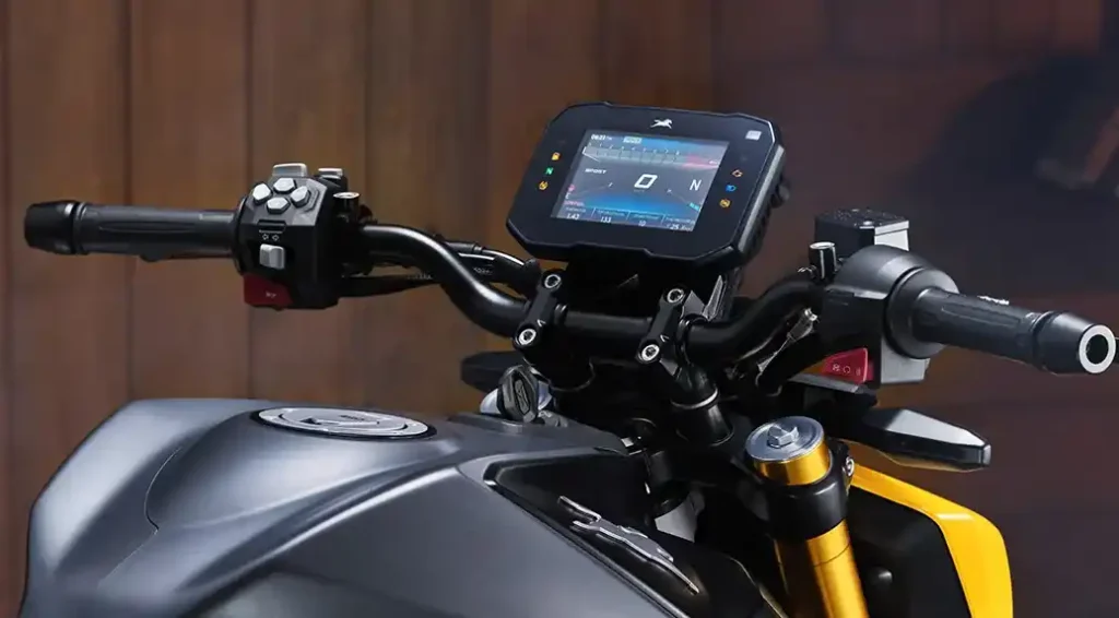 ₹2.45 लाख में धमाका! 2025 Apache RTR 310 हुई लॉन्च – मिले 5 Riding Modes और Smart Features 4 TVS-Apache-RTR-310-Features